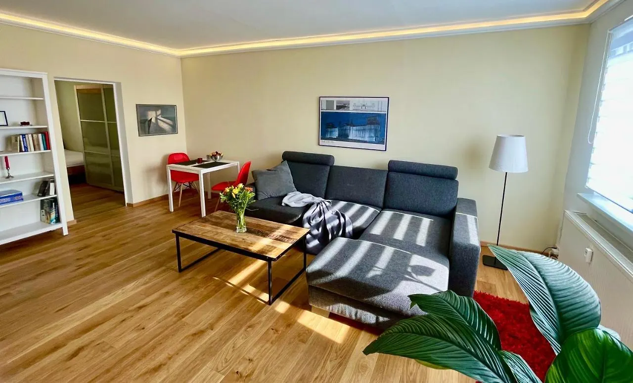 Zentrumsnahe Leipzig-Apartments, Nahe Ufz Und Bmw Inkl Parkplatz Und Fahrraeder Apartamento Leipzig